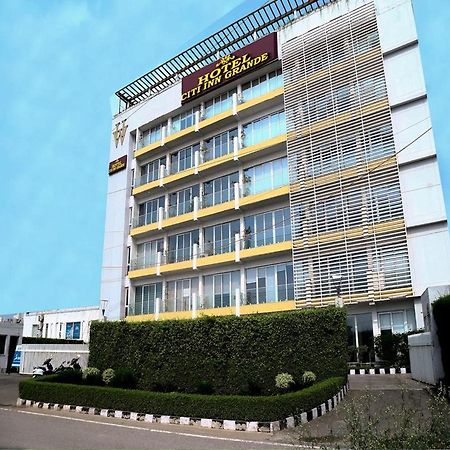 Hotel Citi Inn Grande Zirakpur 외부 사진