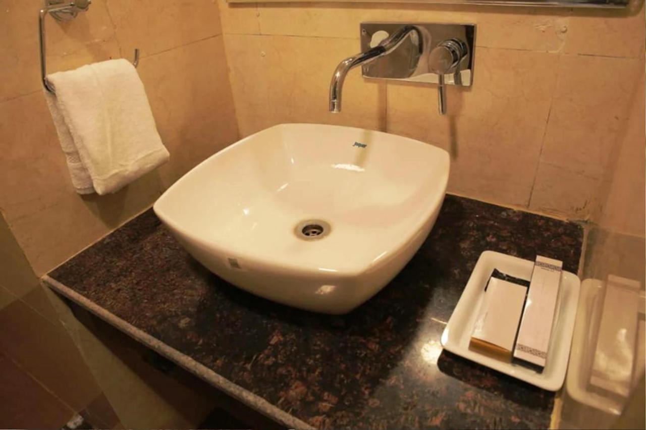 Hotel Citi Inn Grande Zirakpur 외부 사진