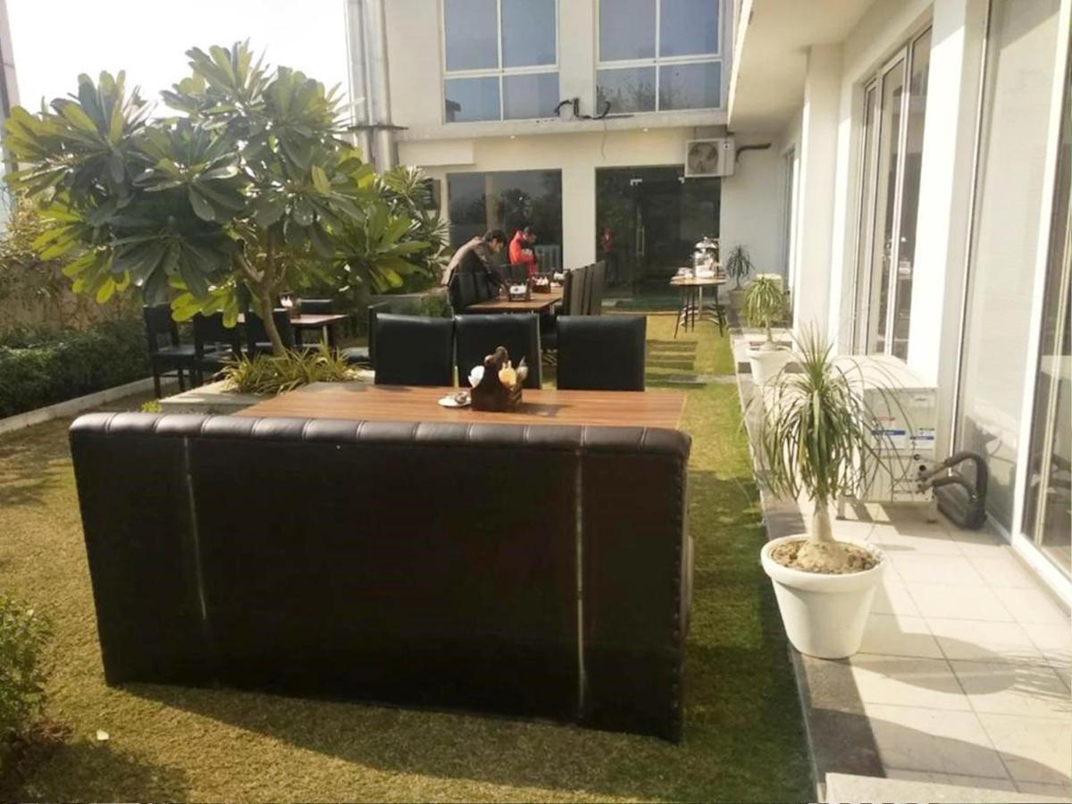 Hotel Citi Inn Grande Zirakpur 외부 사진