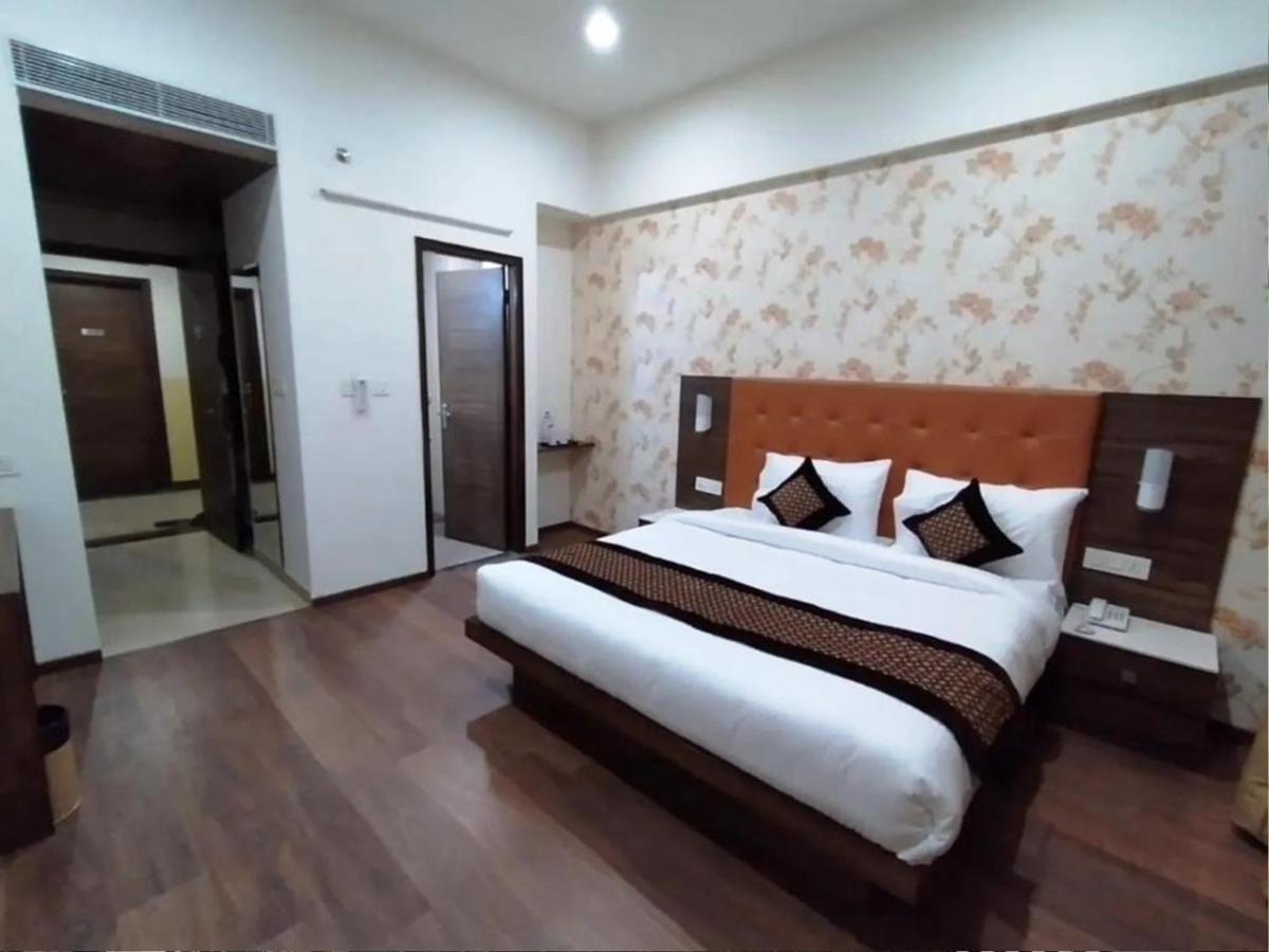 Hotel Citi Inn Grande Zirakpur 외부 사진